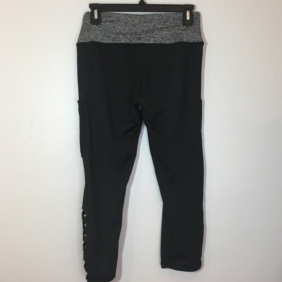 JGX PERFORMANCE black & grey capri leggings active bottom pockets size medium - Picture 4 of 5